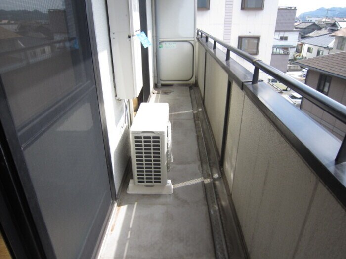 ハイカムール川口の物件内観写真