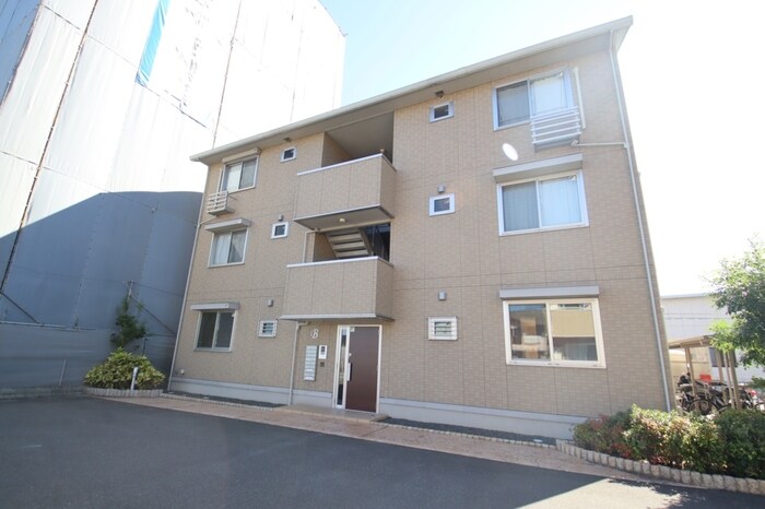 キャルル　B棟の物件外観写真