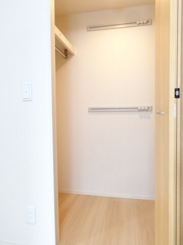 キャルル　B棟の物件内観写真