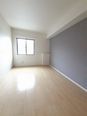 ストレリチア・アルバＡの物件内観写真