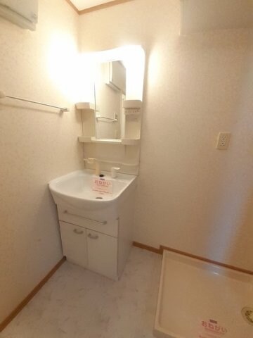 サニー　ヴィオラの物件内観写真