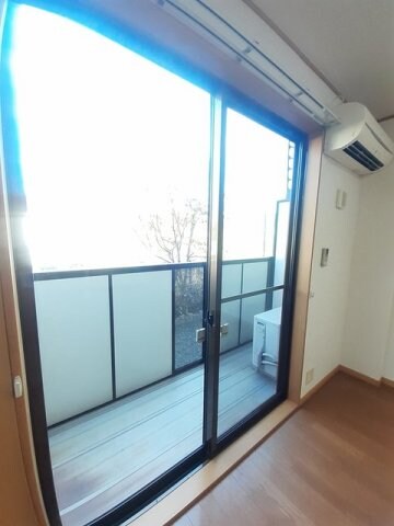 サニー　ヴィオラの物件内観写真