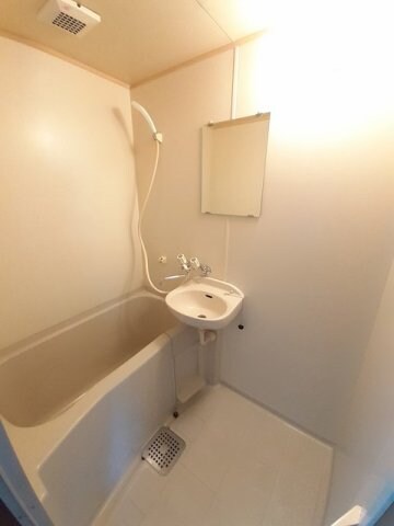 シティハイツみのかみＡの物件内観写真