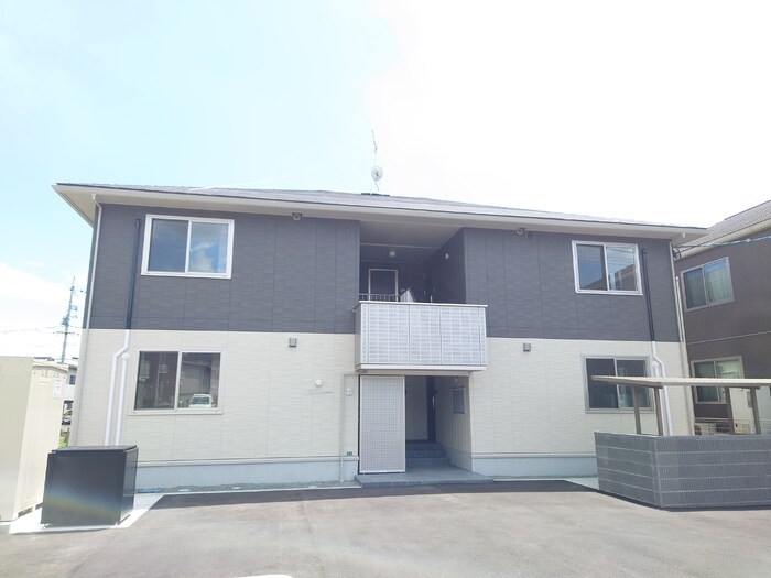 アイリスの物件外観写真