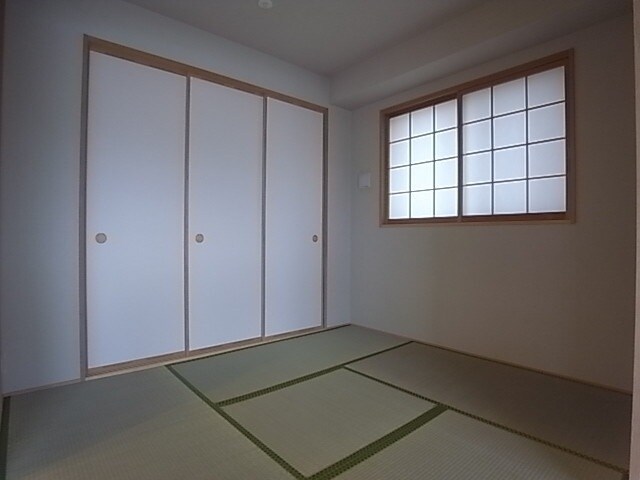 ポレスター緑町公園の物件内観写真