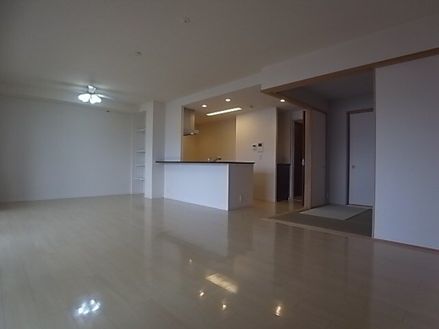 ポレスター緑町公園の物件内観写真