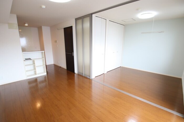 ローゼスポート港町 B棟の物件内観写真