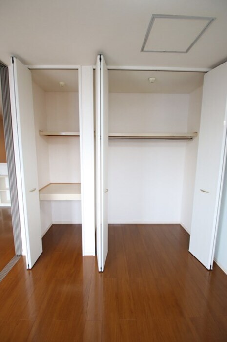 ローゼスポート港町 B棟の物件内観写真