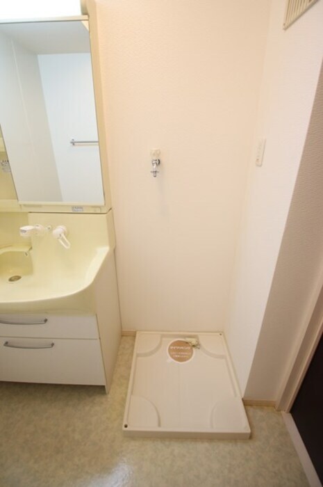 ローゼスポート港町 B棟の物件内観写真