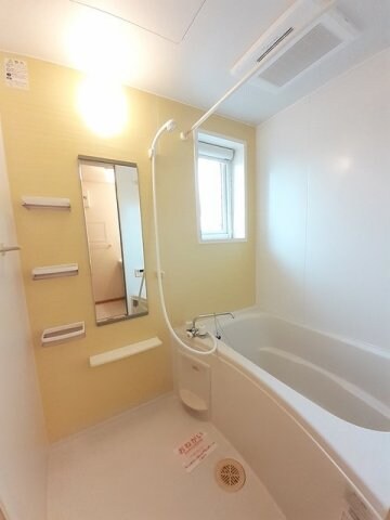 ヴィラ　エレガントＢの物件内観写真