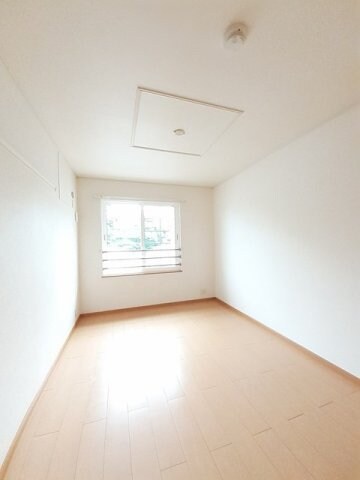 ヴィラ　エレガントＢの物件内観写真