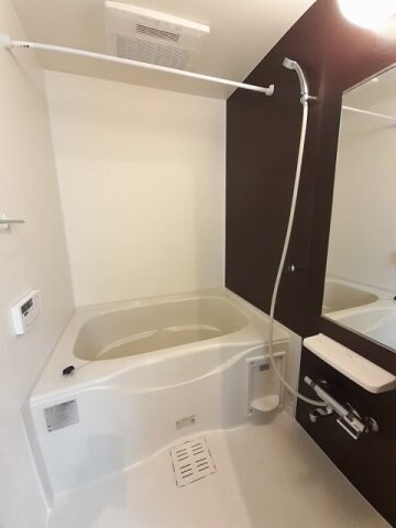 ラフレシールＥの物件内観写真