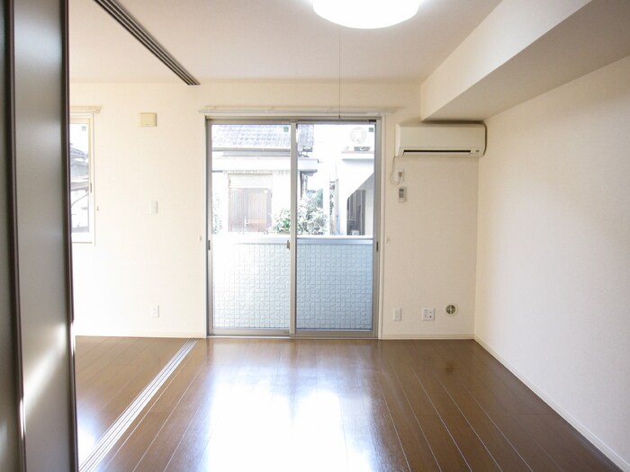 ローゼスポート港町 B棟の物件内観写真