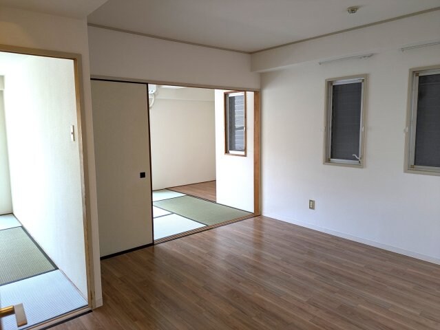 グレーシル鷹取の物件内観写真