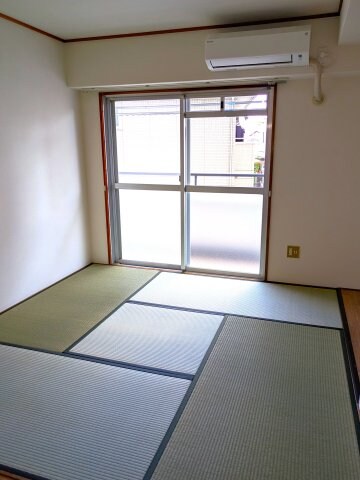 グレーシル鷹取の物件内観写真