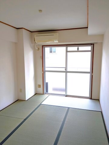 グレーシル鷹取の物件内観写真