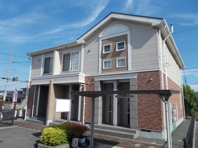 ジュネス．メゾンの物件外観写真