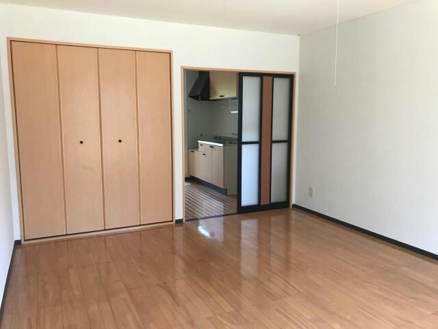 メゾンベルディの物件内観写真