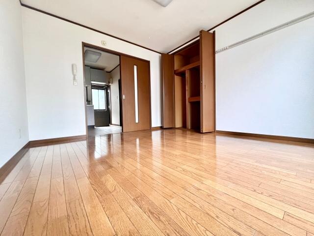 エストワン本町の物件内観写真