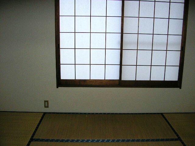 サニーハイツ山岸の物件内観写真