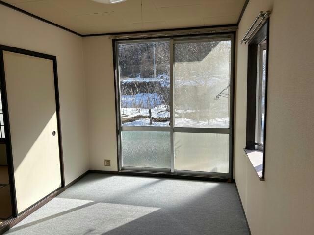 サニーハイツ山岸の物件内観写真