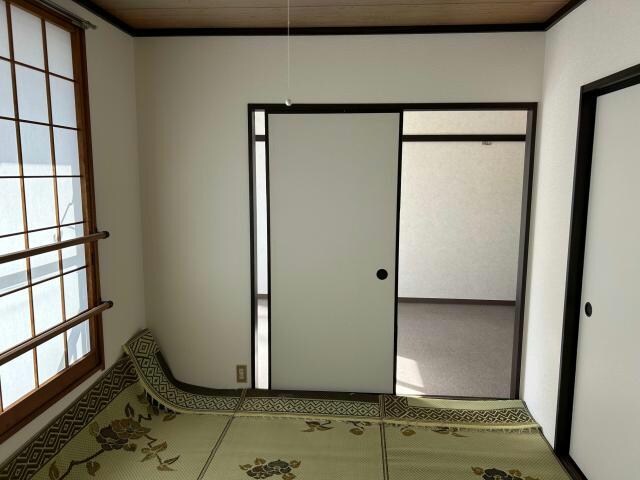 サニーハイツ山岸の物件内観写真