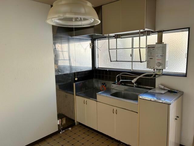 サニーハイツ山岸の物件内観写真