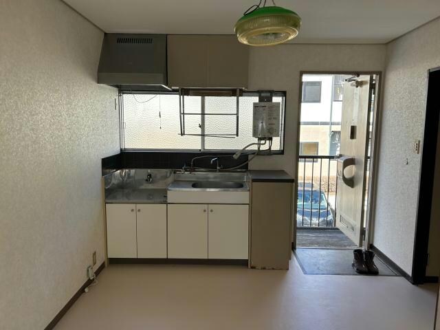 サニーハイツ山岸の物件内観写真