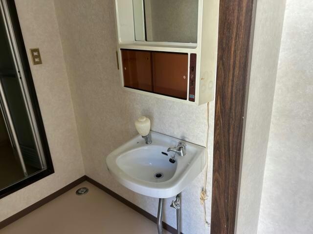 サニーハイツ山岸の物件内観写真