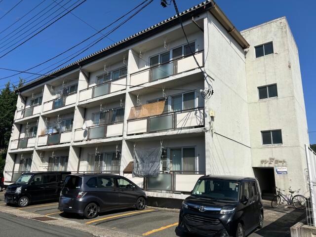 サンＦコートの物件外観写真