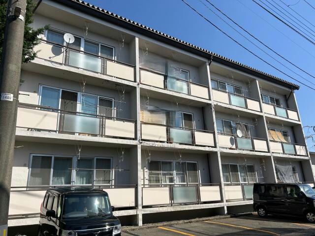 サンＦコートの物件外観写真