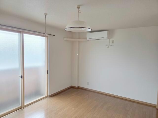 稲荷ヴィレッジの物件内観写真