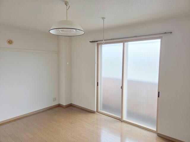 稲荷ヴィレッジの物件内観写真