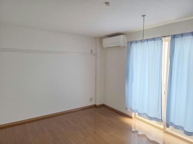 稲荷ヴィレッジの物件内観写真