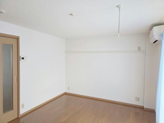 稲荷ヴィレッジの物件内観写真