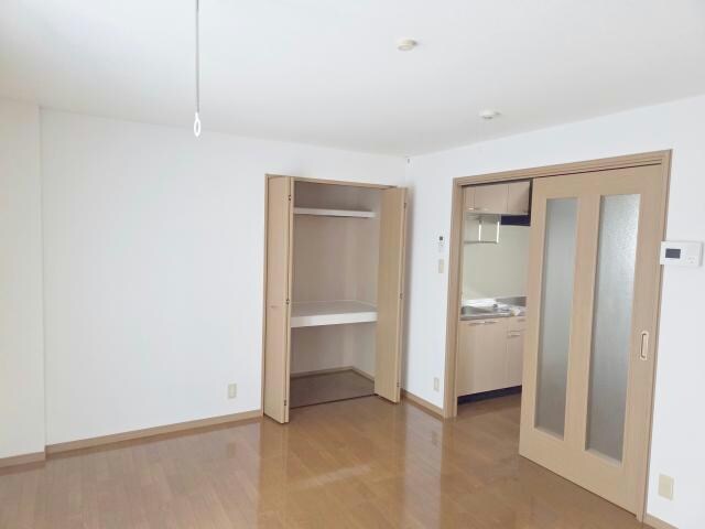 稲荷ヴィレッジの物件内観写真