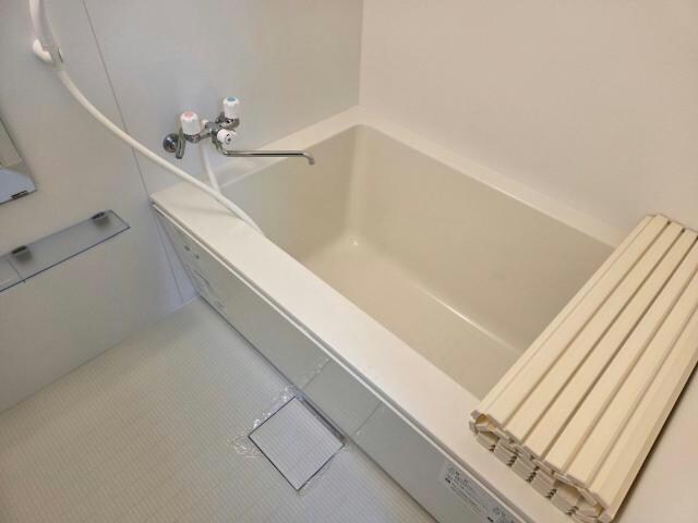 アヴァンセ本町の物件内観写真