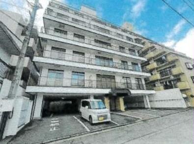 マンションストークの物件外観写真