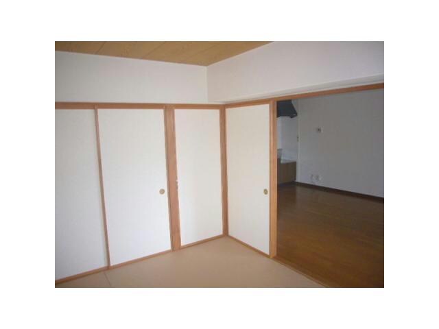 サンフレッシュ西下台の物件内観写真