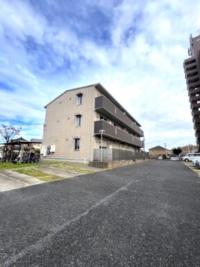 メゾン・シュシュの物件外観写真