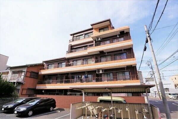 エスポワール八田の物件外観写真