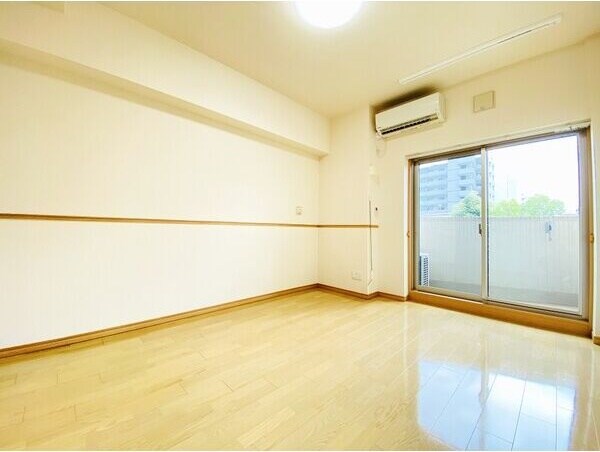 ラフォーレ金山の物件内観写真