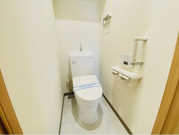 ラフォーレ金山の物件内観写真