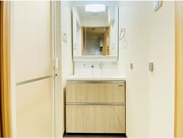 ラフォーレ金山の物件内観写真