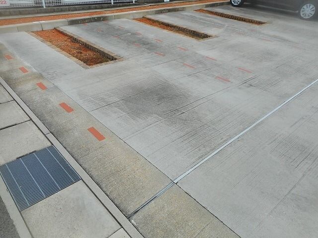 フィオーレ３０２の物件外観写真