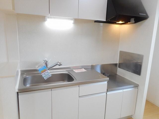 フィオーレ３０２の物件内観写真