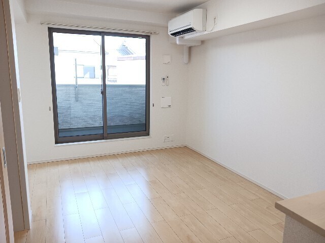 ラルジュ　中花の物件内観写真