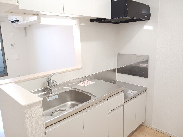 ラルジュ　中花の物件内観写真