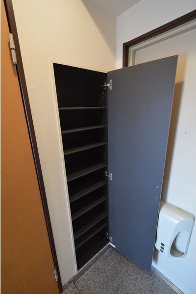 ベクヴェーム・ラウムの物件内観写真