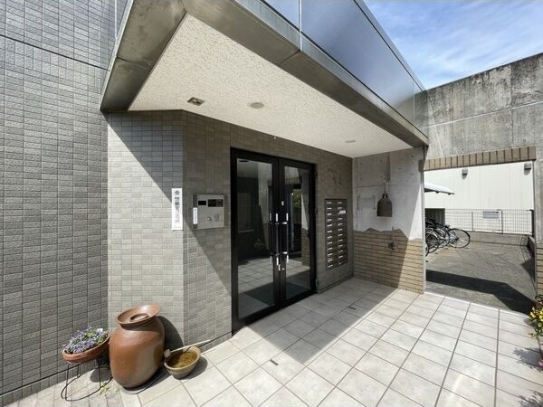 ポポラーレ白鳥の物件外観写真